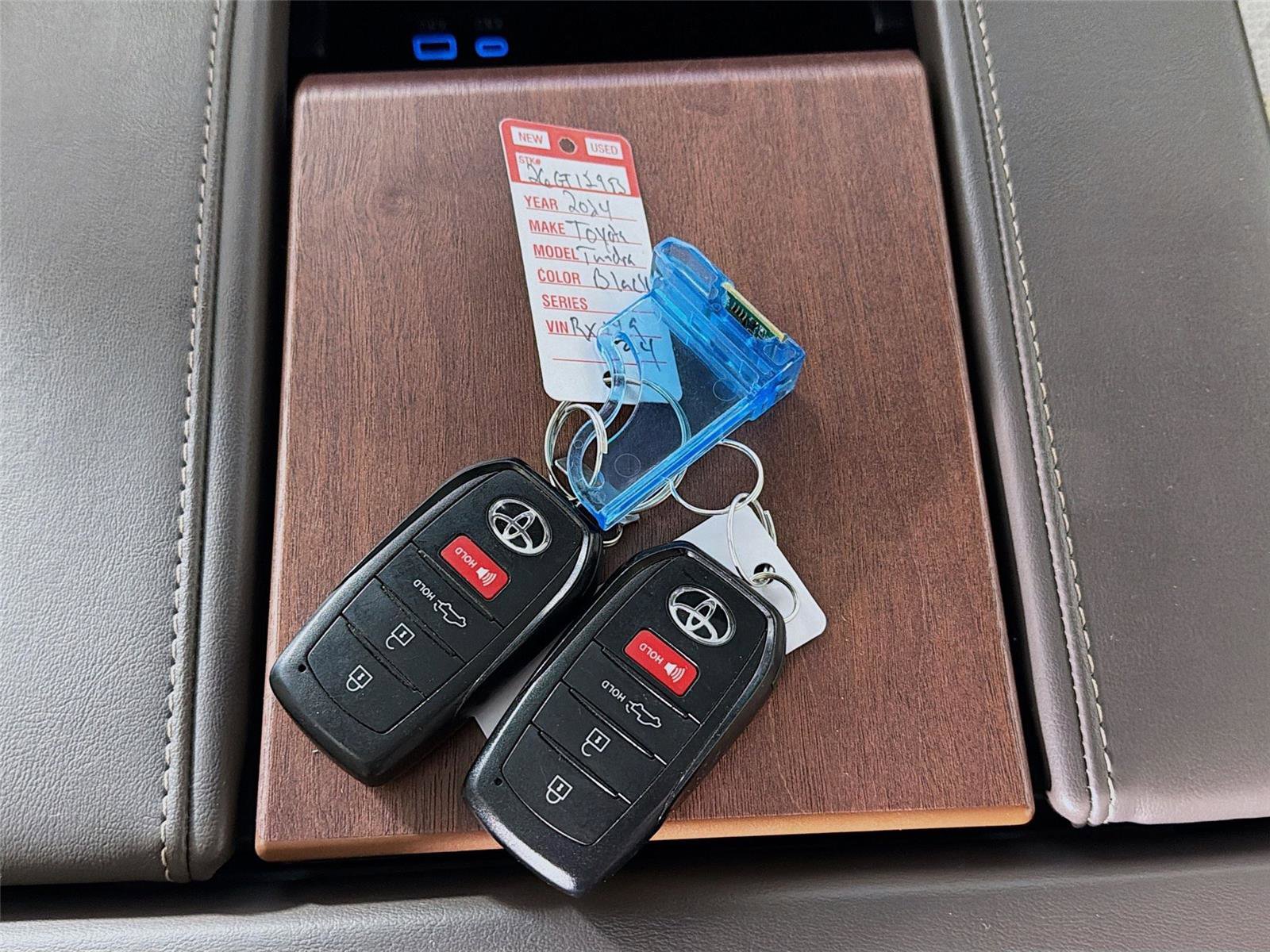 Used 2024 Toyota Tundra 1794 Edition image 33