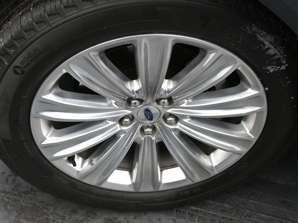 Used 2023 Ford Explorer Limited w/ Equipment Group 301A image 19