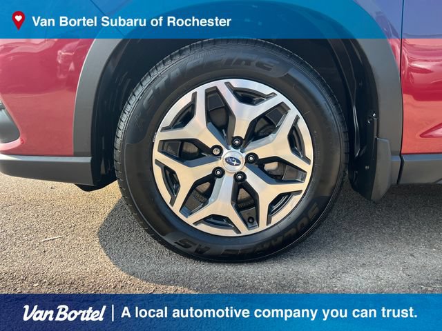Certified 2024 Subaru Forester Premium AWD/4WD image 9
