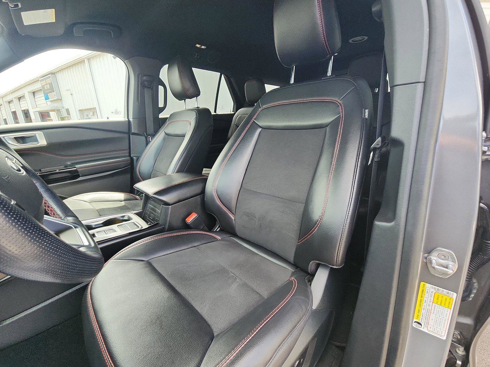 Used 2022 Ford Explorer ST-Line w/ Class IV Trailer Tow Package RWD image 21