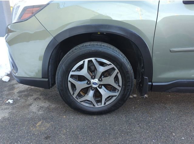 Used 2021 Subaru Forester Premium image 29