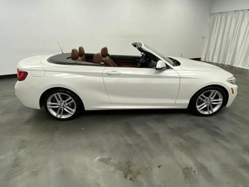 Used 2016 BMW 228i xDrive Convertible w/ M Sport Package AWD/4WD image 8