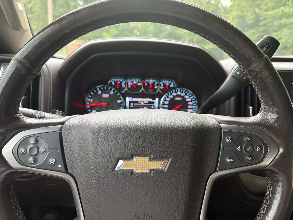 Used 2018 Chevrolet Silverado 2500 LTZ w/ Duramax Plus Package AWD/4WD image 11