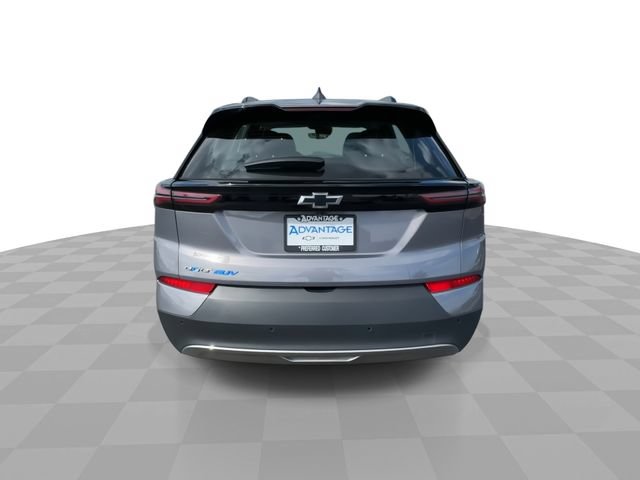 Certified 2023 Chevrolet Bolt EUV Premier w/ Sun & Sound Package FWD image 7