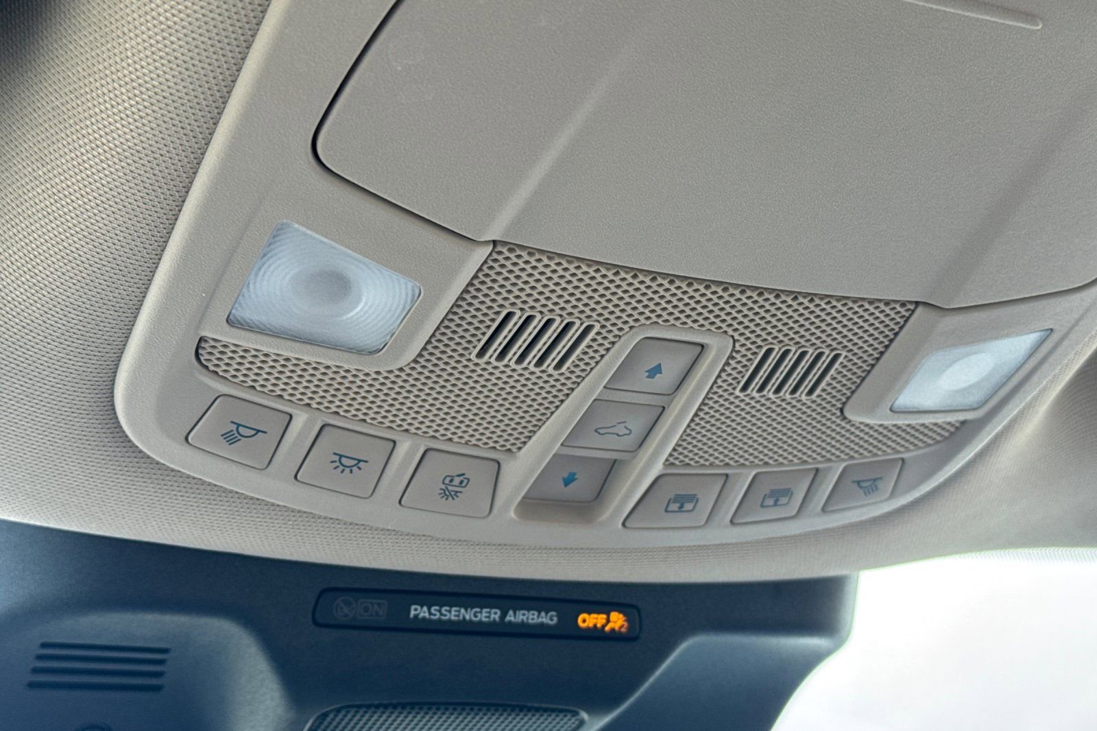 Used 2024 Ford Expedition Limited image 25