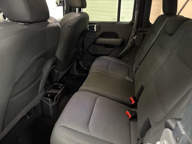 Used 2020 Jeep Wrangler Unlimited Sahara w/ LED Lighting Group image 15
