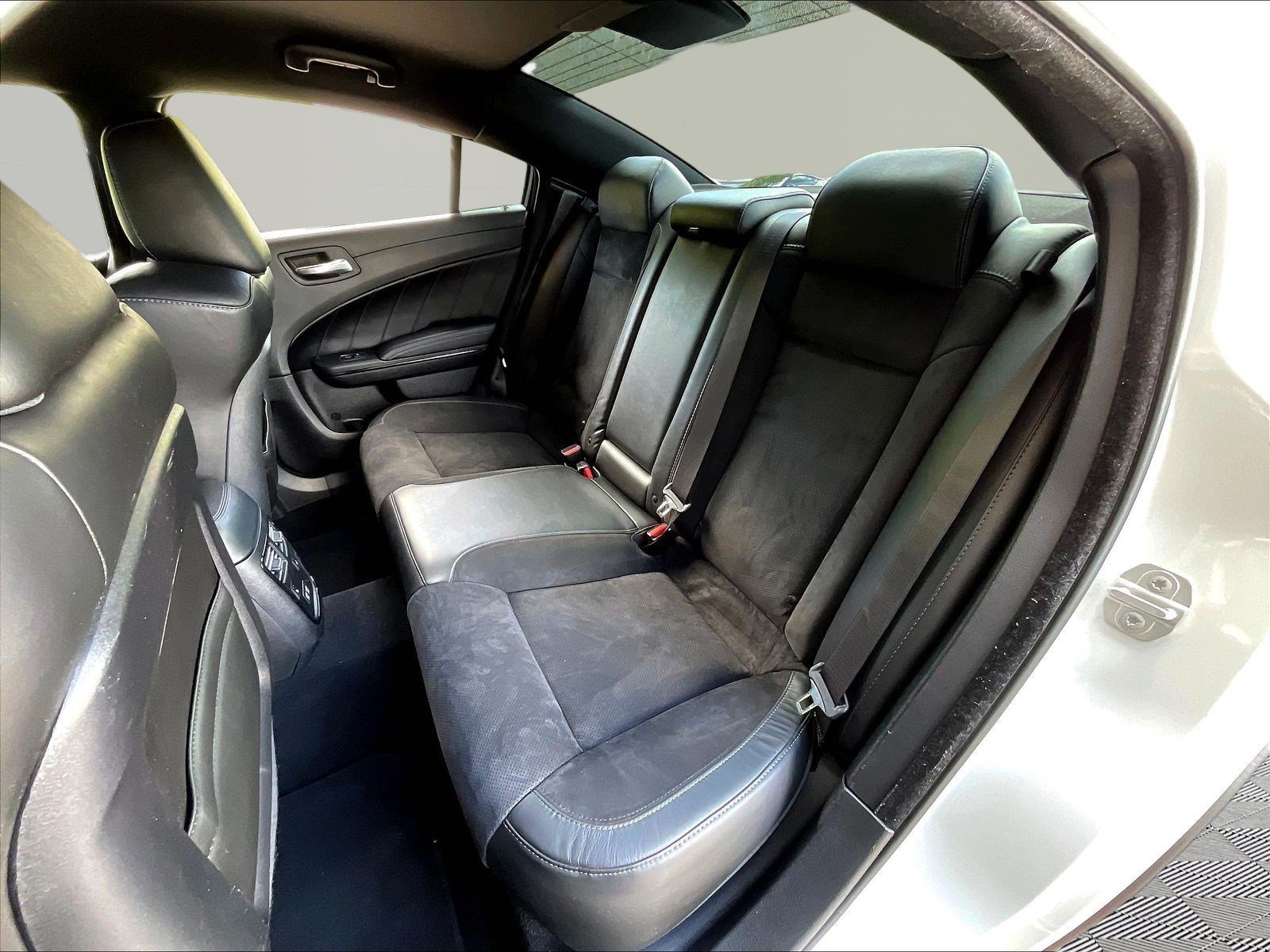 Used 2021 Dodge Charger R/T w/ Plus Group RWD image 22