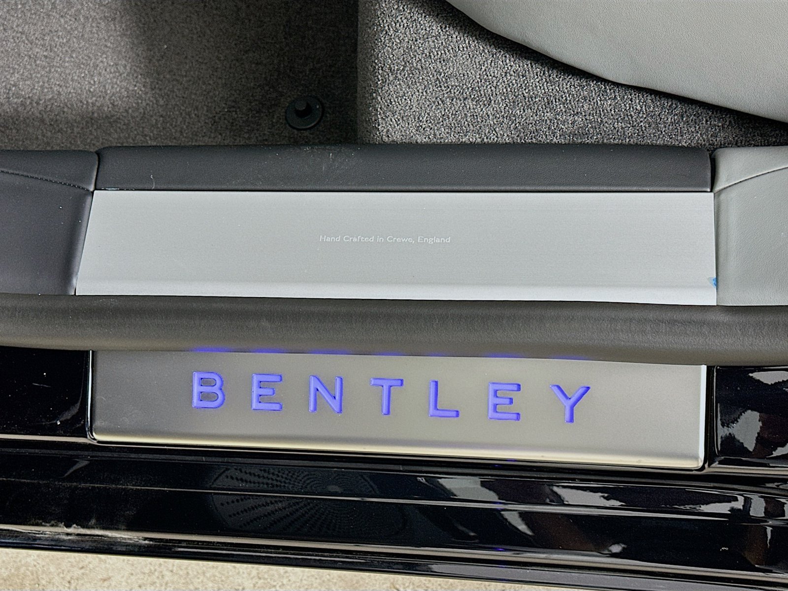 New 2026 Bentley Flying Spur V8 AWD/4WD image 39
