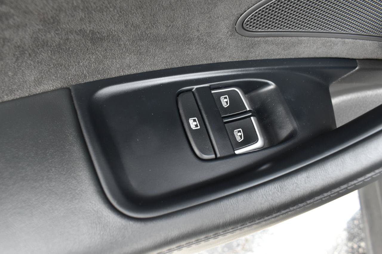 Used 2015 Audi S8 image 38