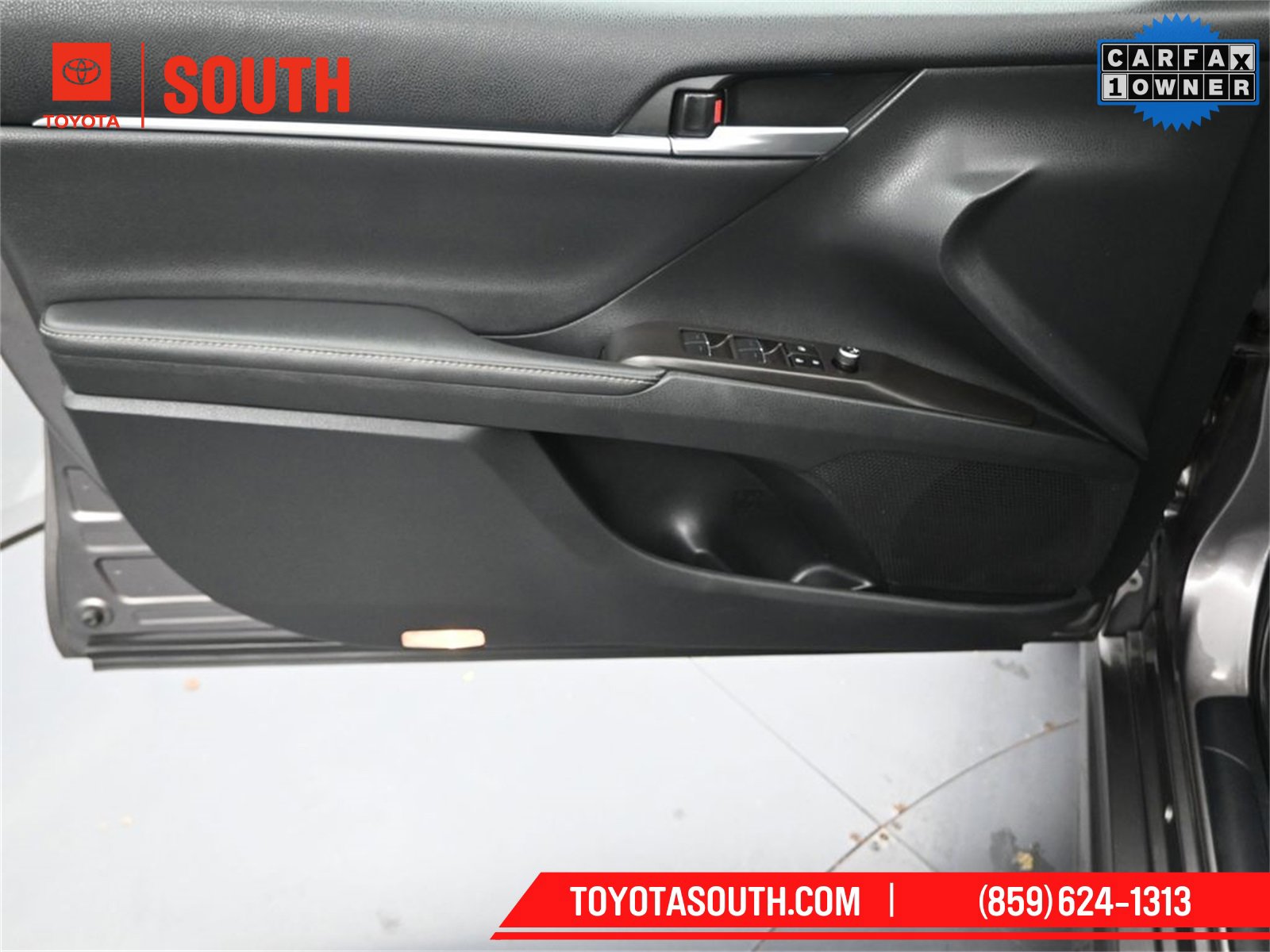 Used 2023 Toyota Camry XSE image 22