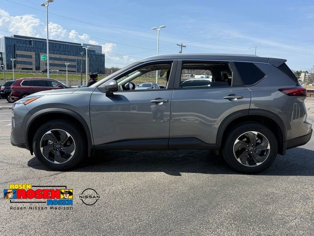 Used 2026 Nissan Rogue SV w/ SV Premium Package AWD/4WD image 5