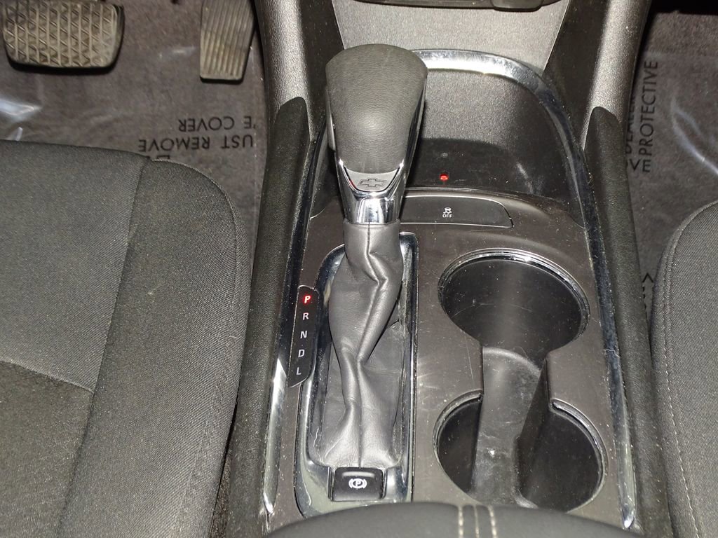 Used 2023 Chevrolet Malibu LT FWD image 38
