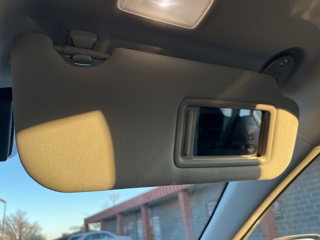 Used 2025 Toyota Camry XLE w/ Premium Package image 77