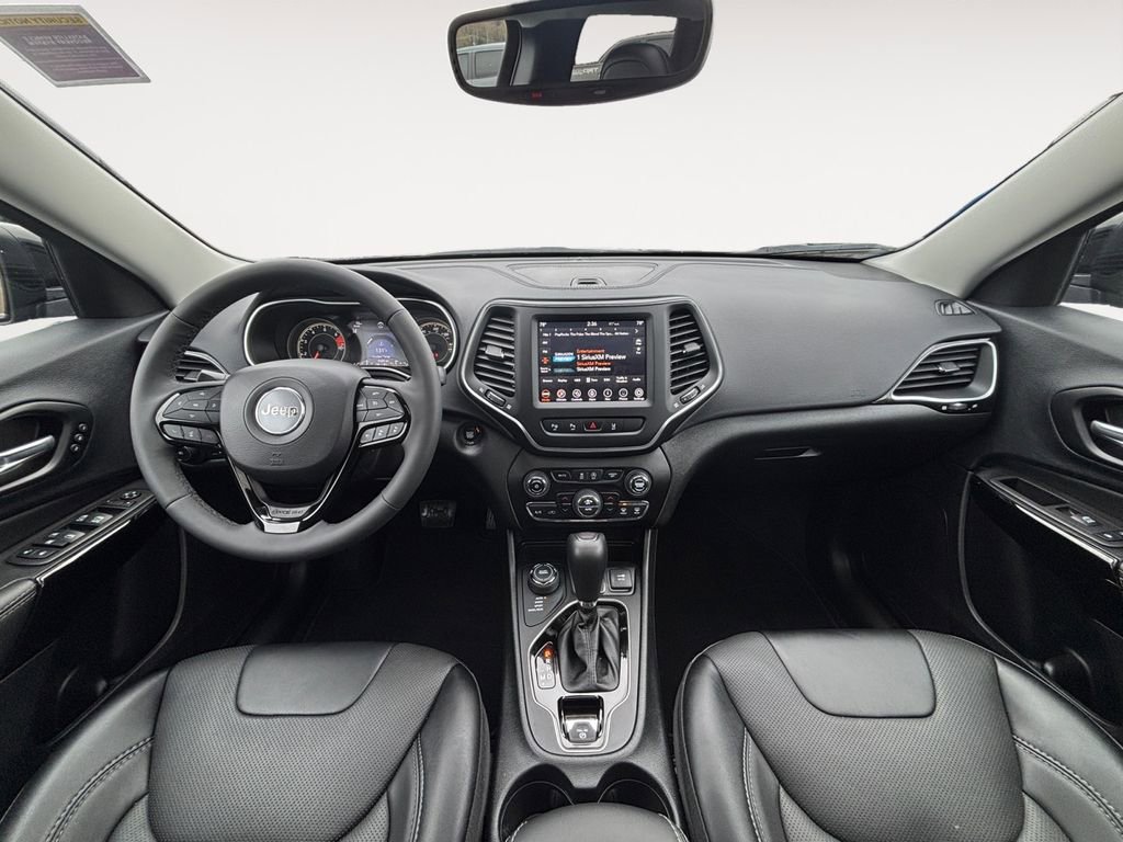 Used 2023 Jeep Cherokee Altitude Lux w/ Lux Elite Package image 13