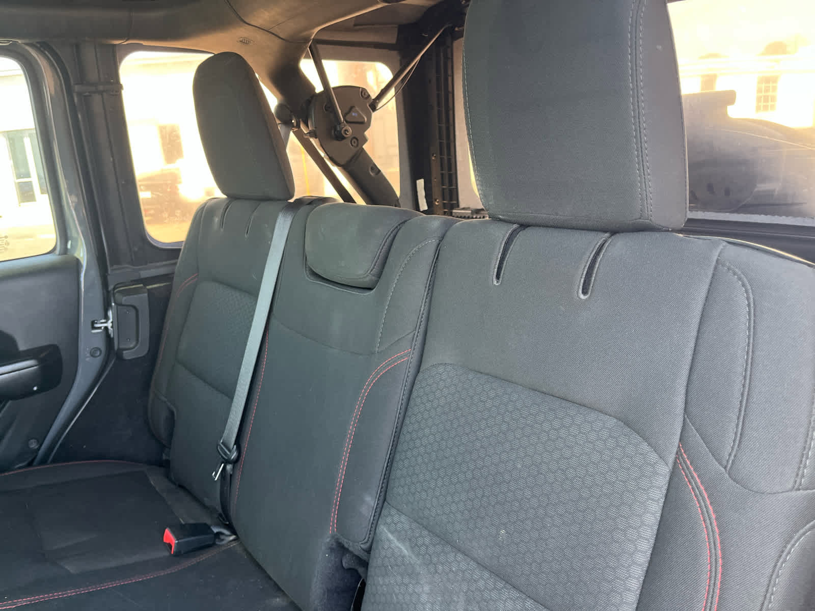 Used 2019 Jeep Wrangler Unlimited Rubicon image 26