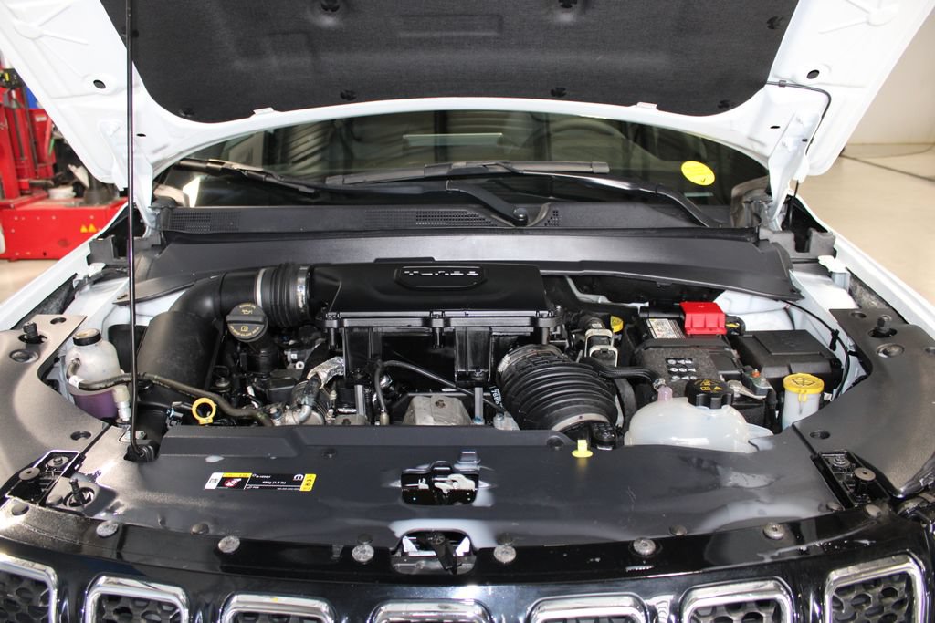 Used 2023 Jeep Compass Limited AWD/4WD image 8