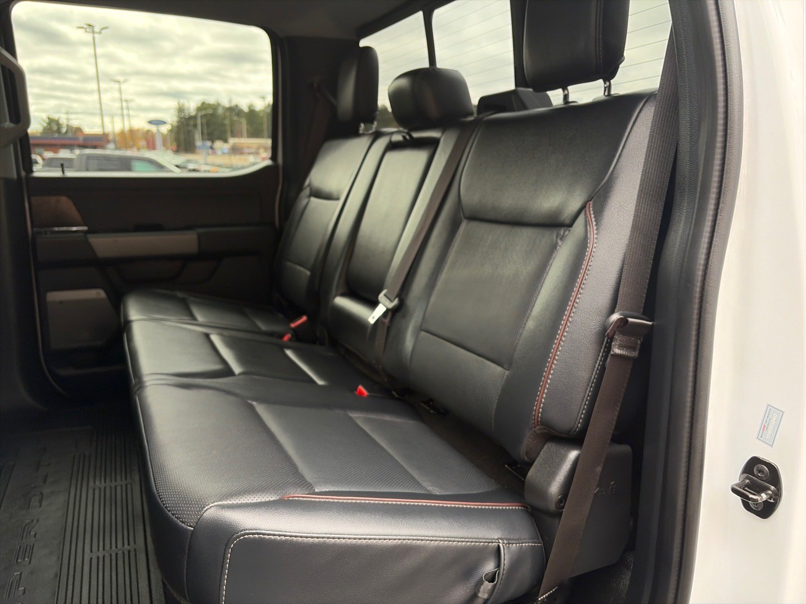 Used 2023 Ford F250 Lariat w/ Sport Appearance Package AWD/4WD image 11