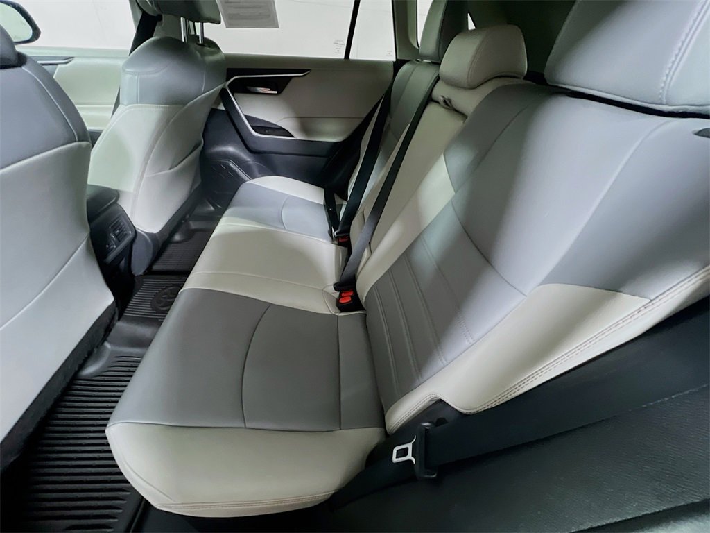 Certified 2021 Toyota RAV4 XLE Premium image 22