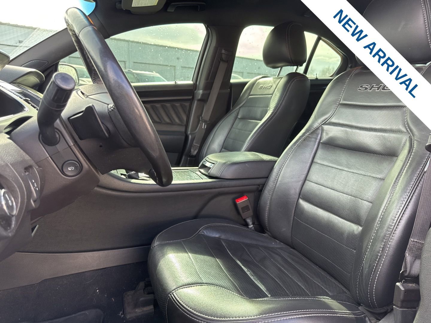 Used 2019 Ford Taurus SHO image 14