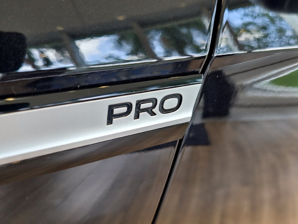 New 2026 Volkswagen ID.4 Pro RWD image 6