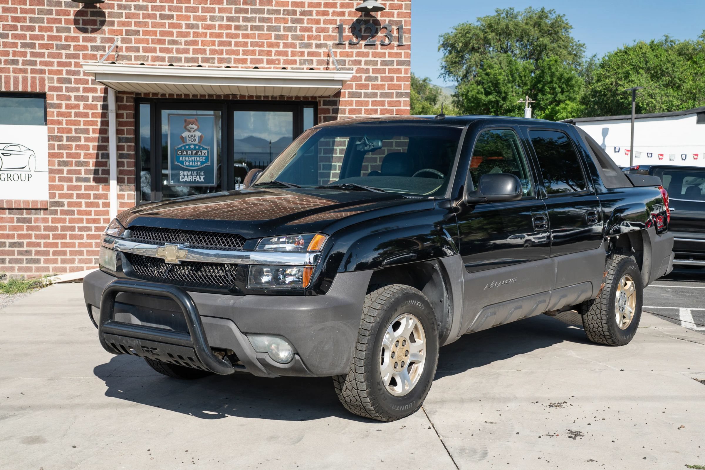Used 2003 Chevrolet Avalanche 4x4 w/ Suspension Package, Off-Road