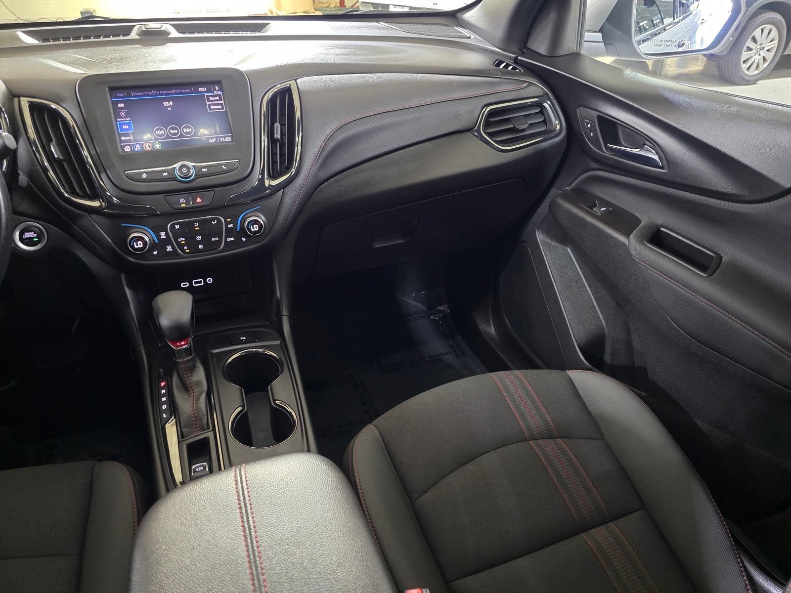 Used 2022 Chevrolet Equinox RS FWD image 17