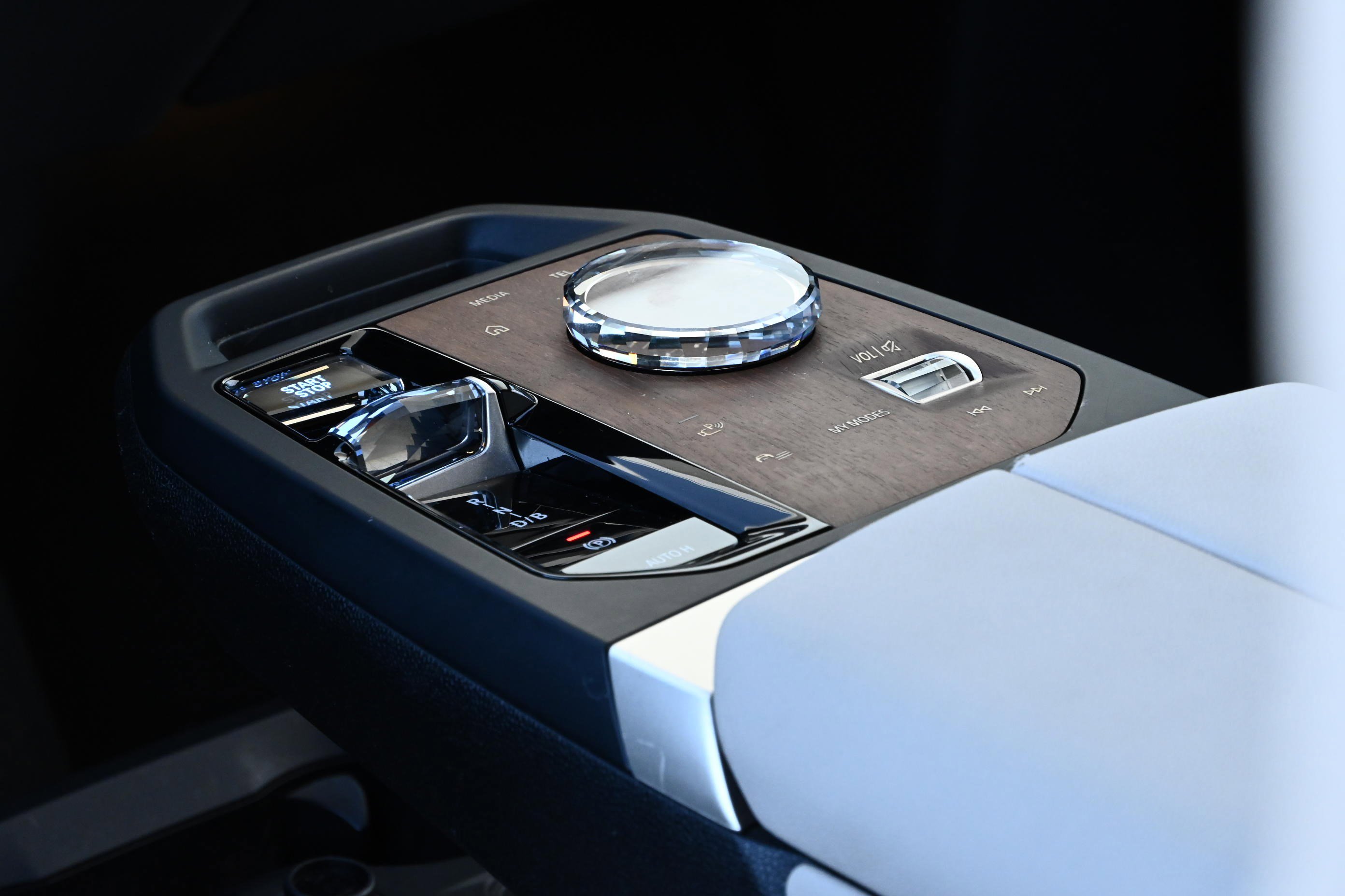 Certified 2024 BMW iX xDrive50 w/ Premium Package image 22