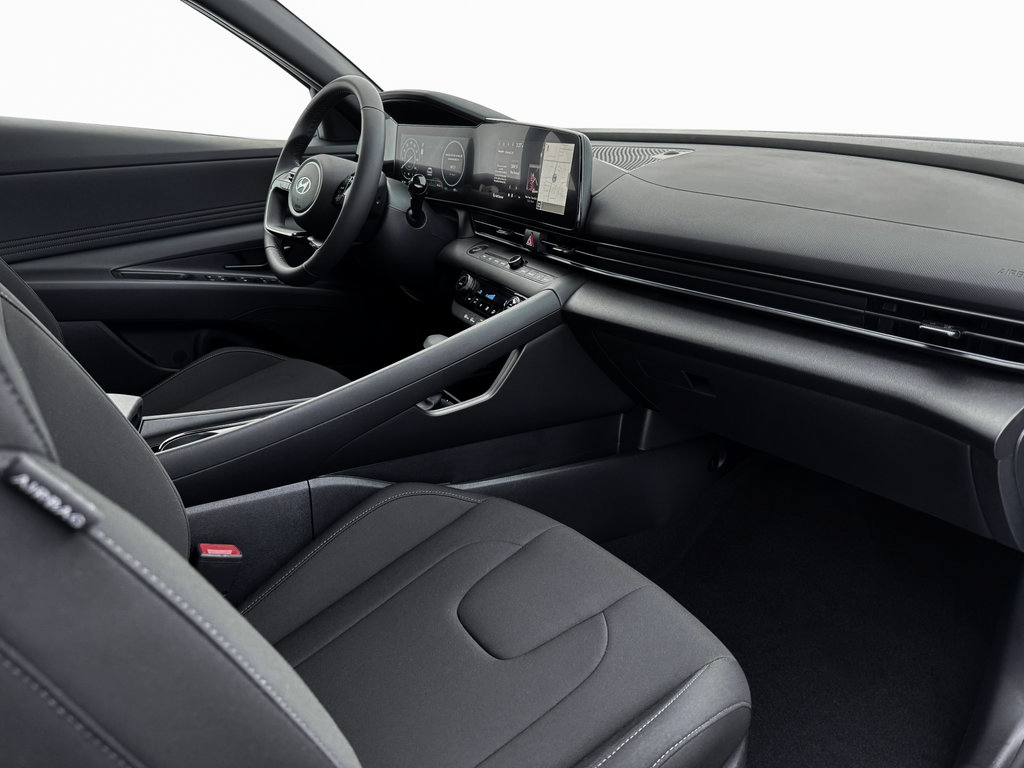 New 2025 Hyundai Elantra SEL FWD image 16