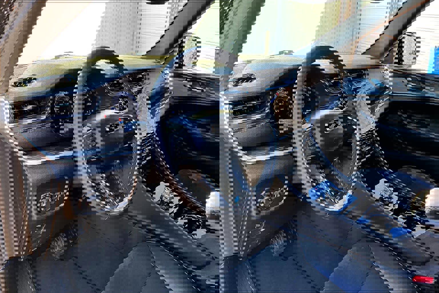 Used 2023 Jeep Grand Cherokee Altitude image 14