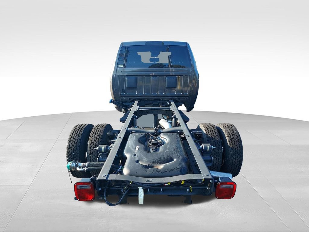 New 2026 RAM 3500 Tradesman w/ Chrome Appearance Group A AWD/4WD image 9