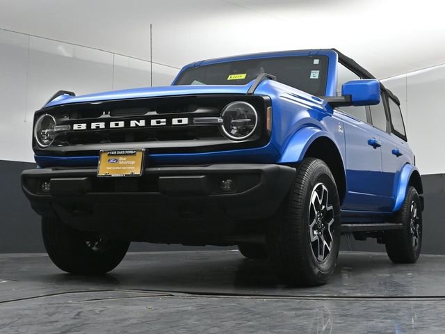 Certified 2023 Ford Bronco Outer Banks AWD/4WD image 38