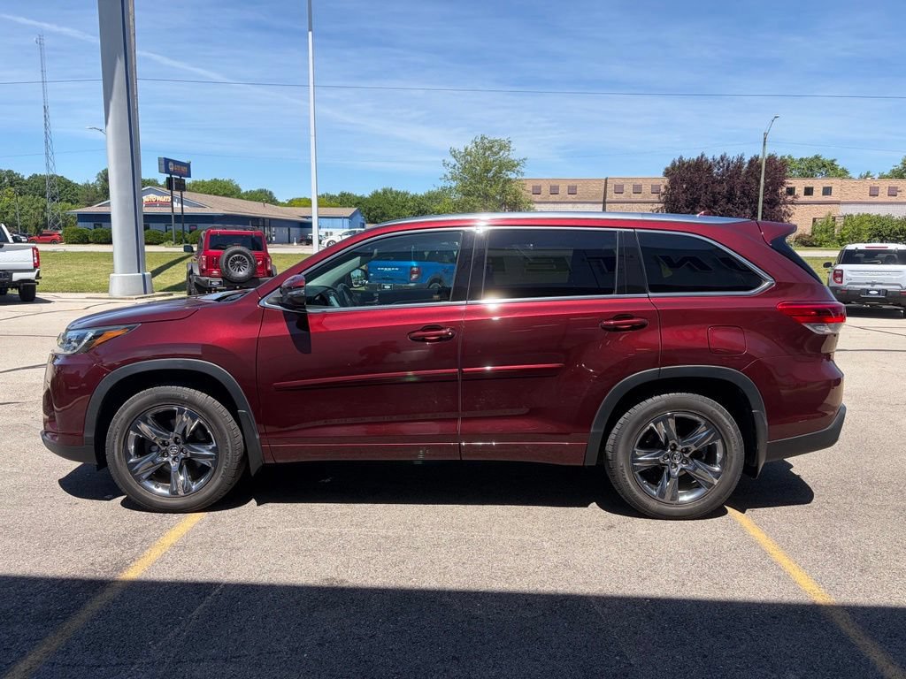 Used 2019 Toyota Highlander Limited Platinum AWD/4WD image 35