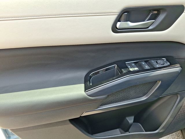 New 2026 Nissan Pathfinder SL w/ SL Premium Package FWD image 11