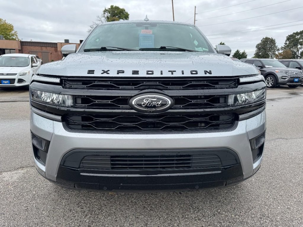 Certified 2024 Ford Expedition Limited AWD/4WD image 9