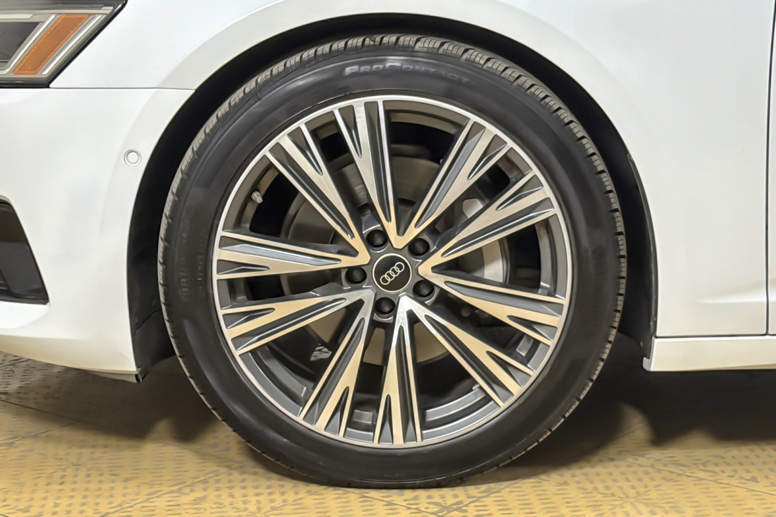 Used 2023 Audi A6 Premium Plus w/ Premium Plus Package AWD/4WD image 24