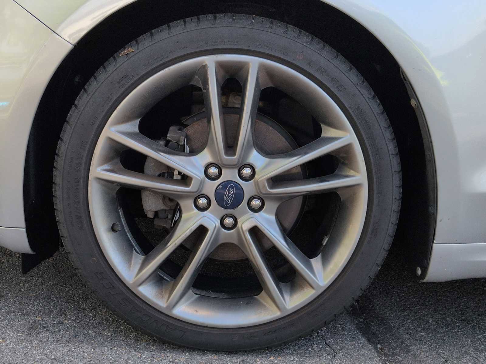 Used 2014 Ford Fusion Titanium AWD/4WD image 14