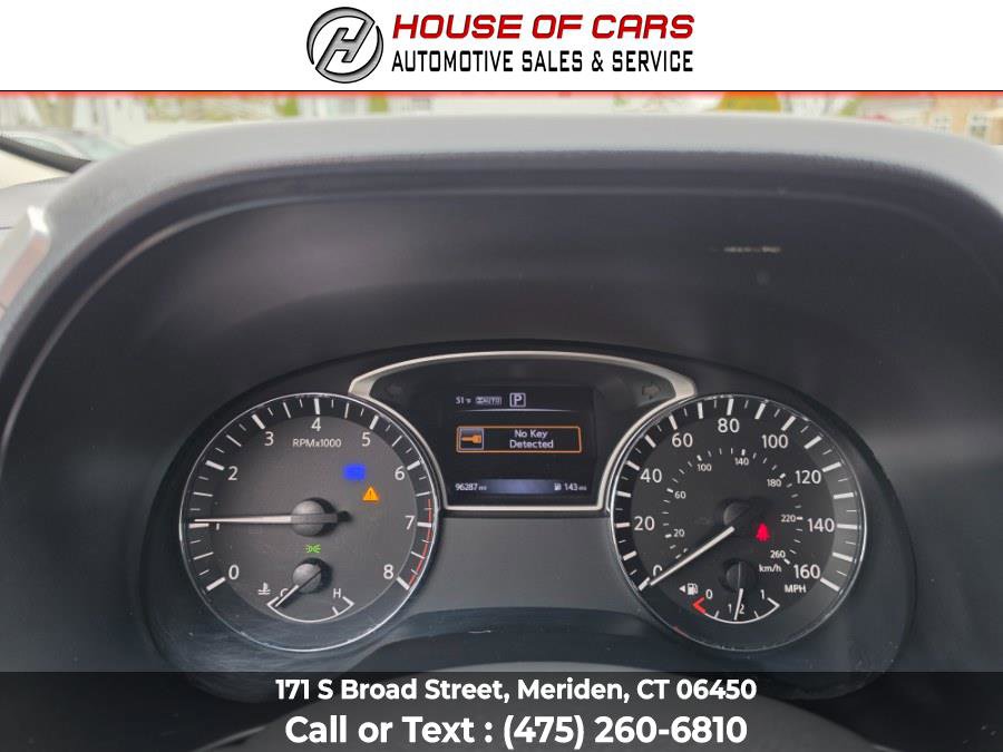 Used 2016 Nissan Pathfinder S AWD/4WD image 25