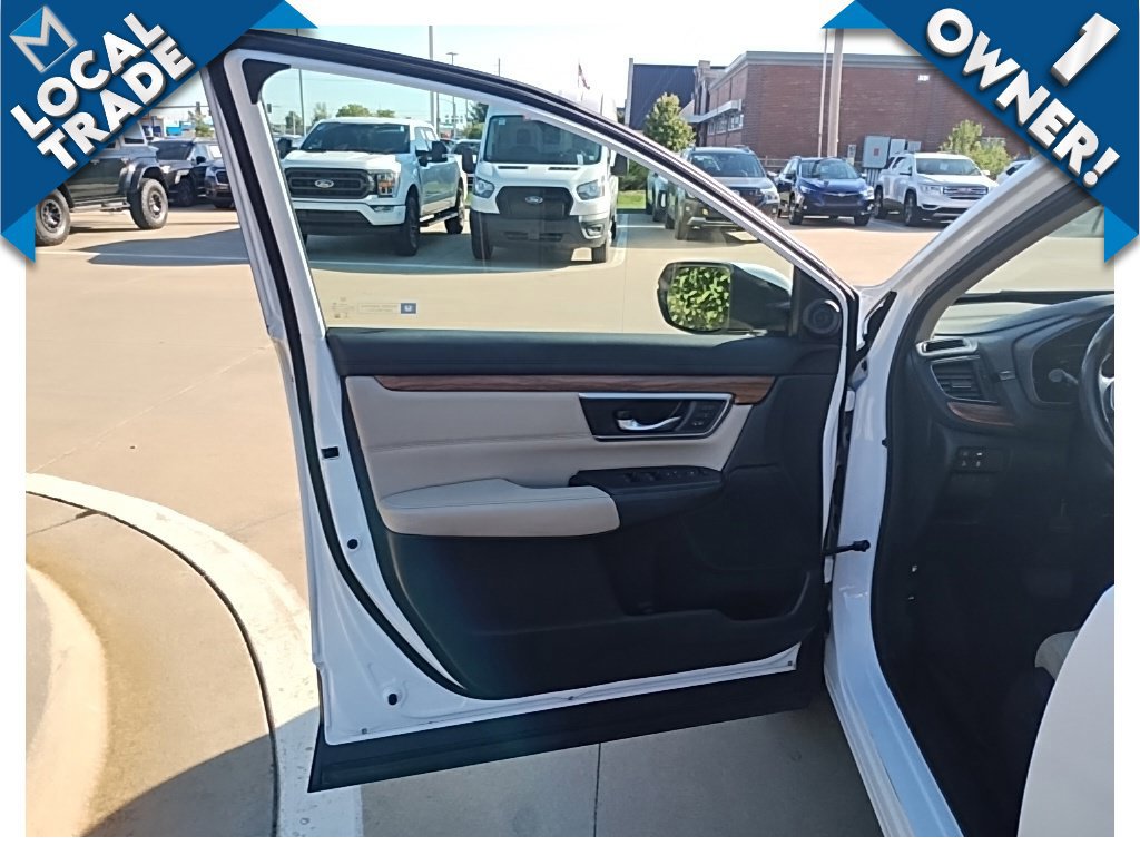 Used 2019 Honda CR-V Touring image 14