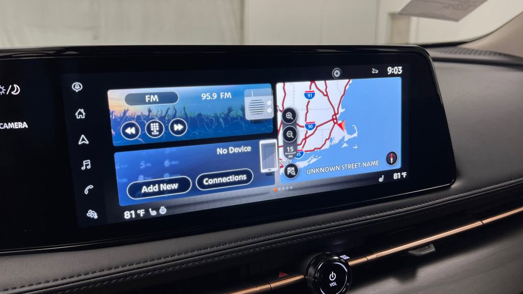 Used 2024 Nissan Ariya AWD image 19