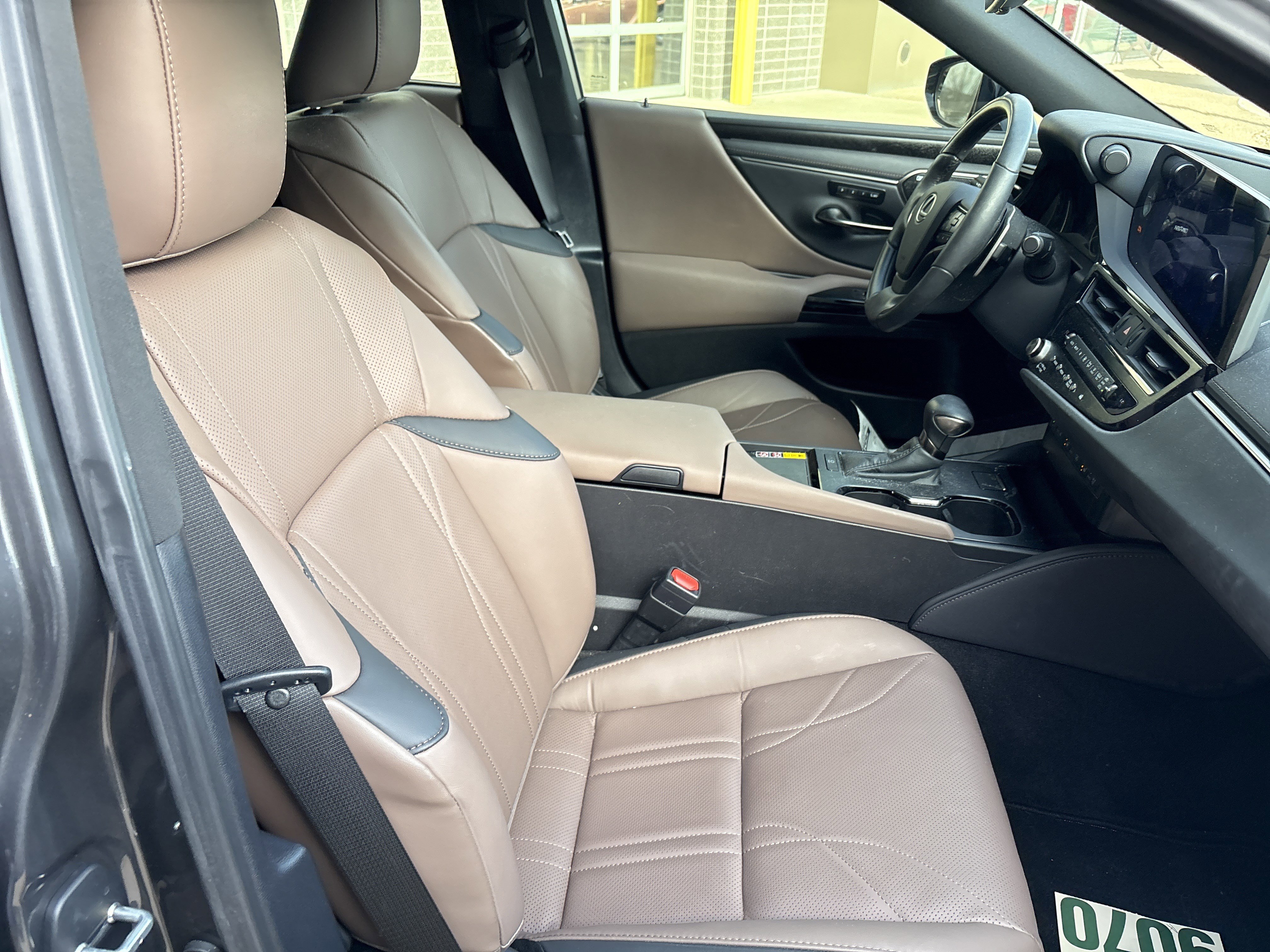 Certified 2024 Lexus ES 350 Ultra Luxury image 33