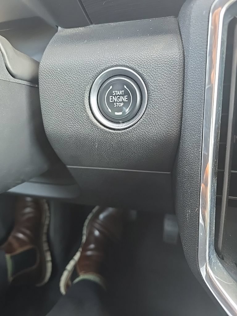 Certified 2024 GMC Acadia Elevation AWD/4WD image 27