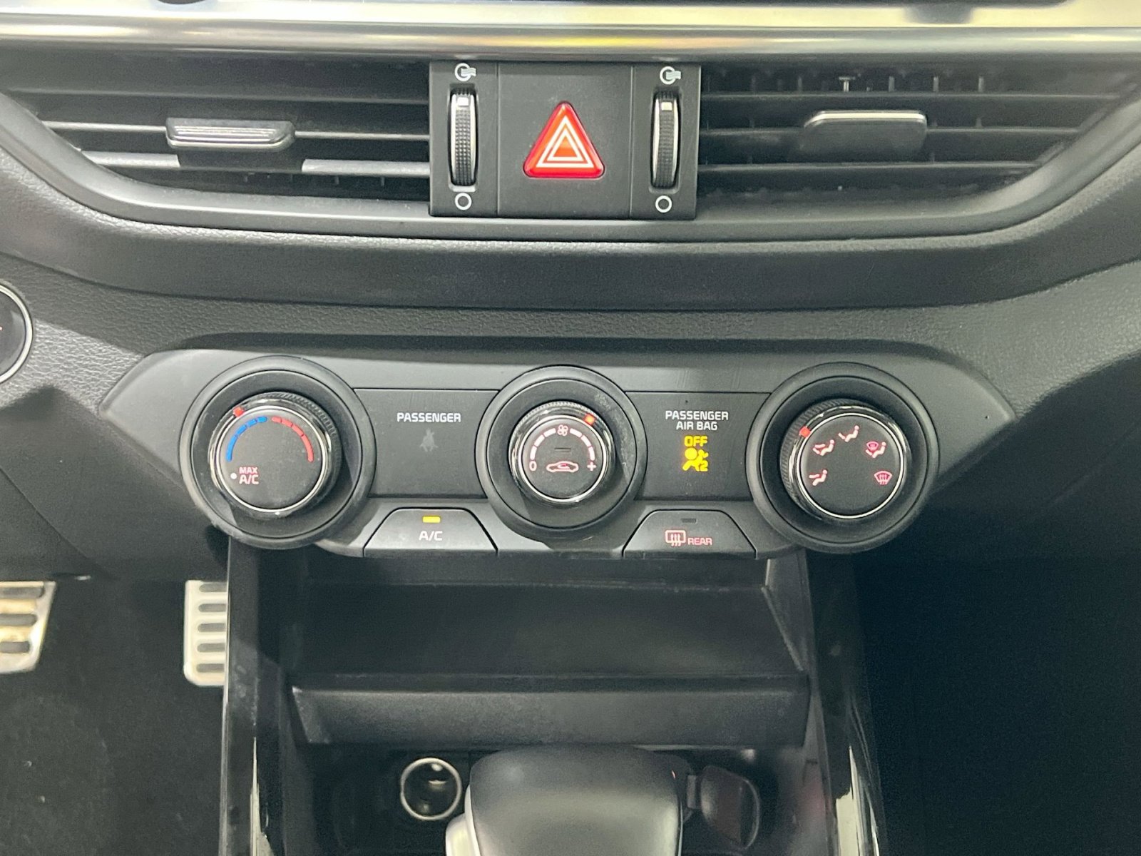 Used 2021 Kia Forte GT-Line w/ GT-Line Premium Package image 19