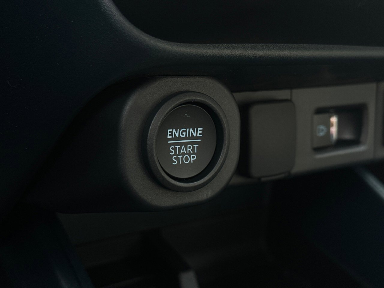 New 2025 Ford Maverick Lariat w/ 4K Tow Package image 29