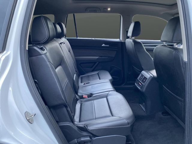 Used 2023 Volkswagen Atlas SEL R-Line image 31