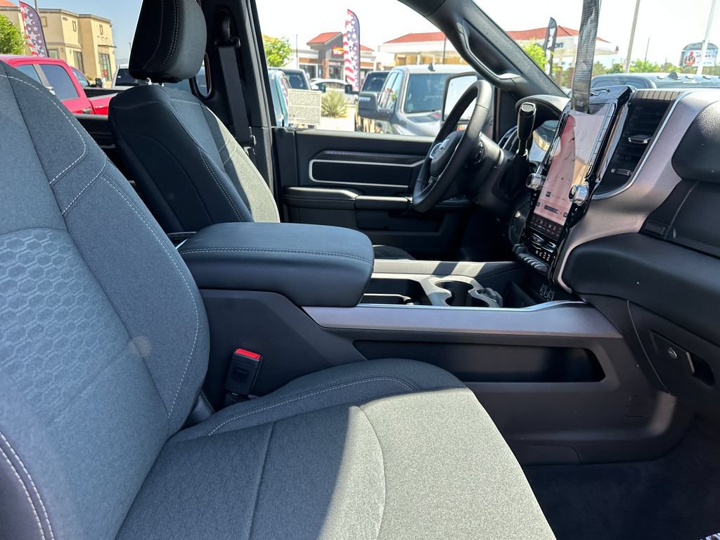 New 2026 RAM 2500 Big Horn AWD/4WD image 12