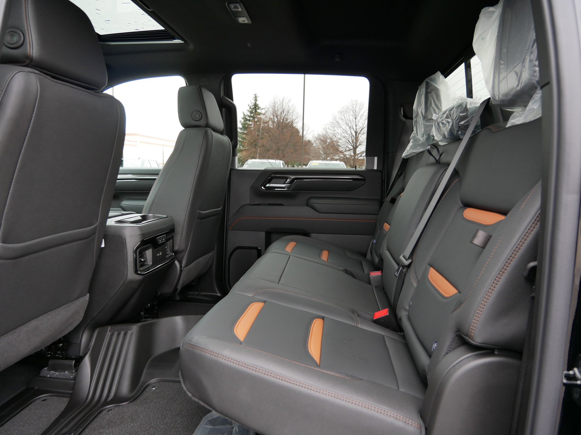 New 2026 GMC Sierra 2500 AT4 w/ AT4 Premium Plus Package image 11