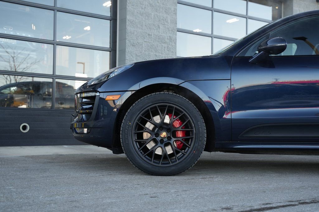 Used 2018 Porsche Macan GTS image 28