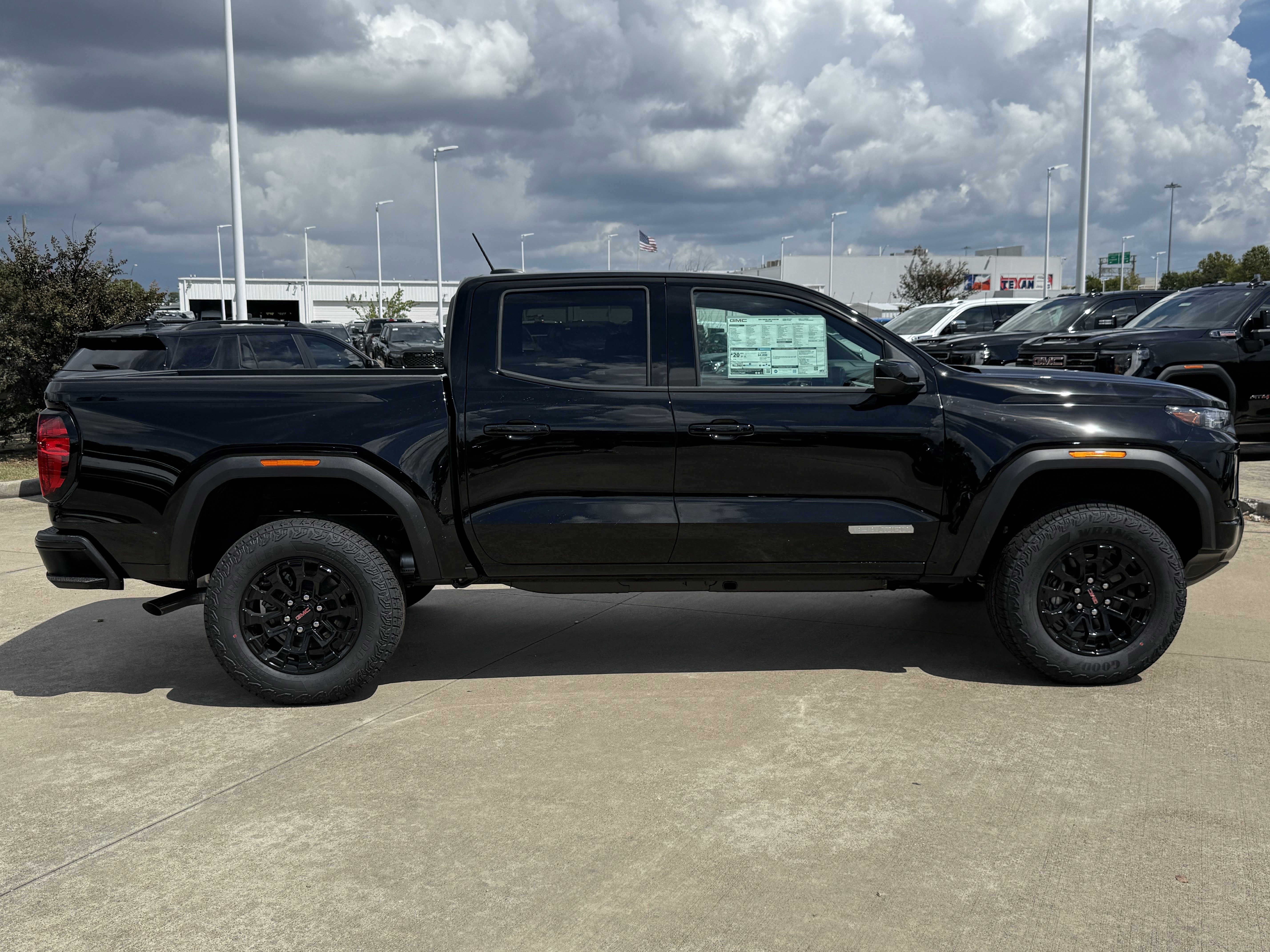 New 2026 GMC Canyon Elevation w/ Convenience Package image 3