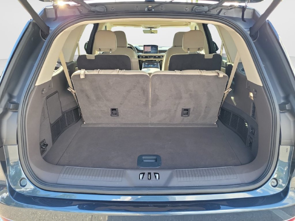 Used 2024 Lincoln Aviator Reserve RWD image 9