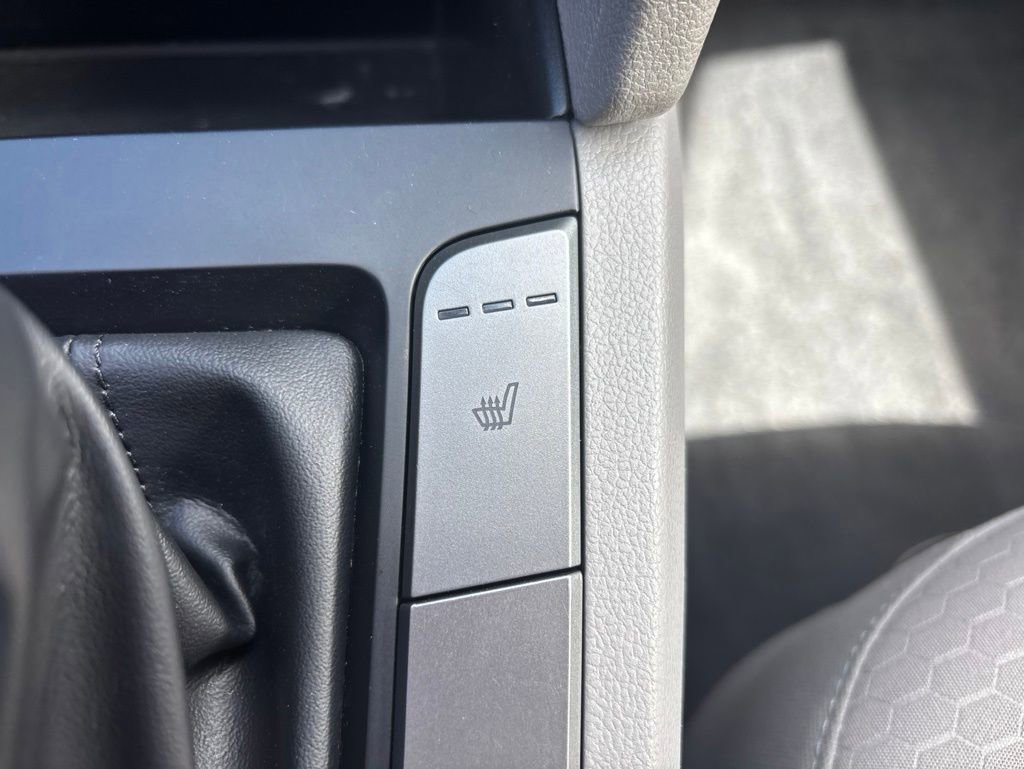 Used 2019 Hyundai Elantra Value Edition FWD image 31